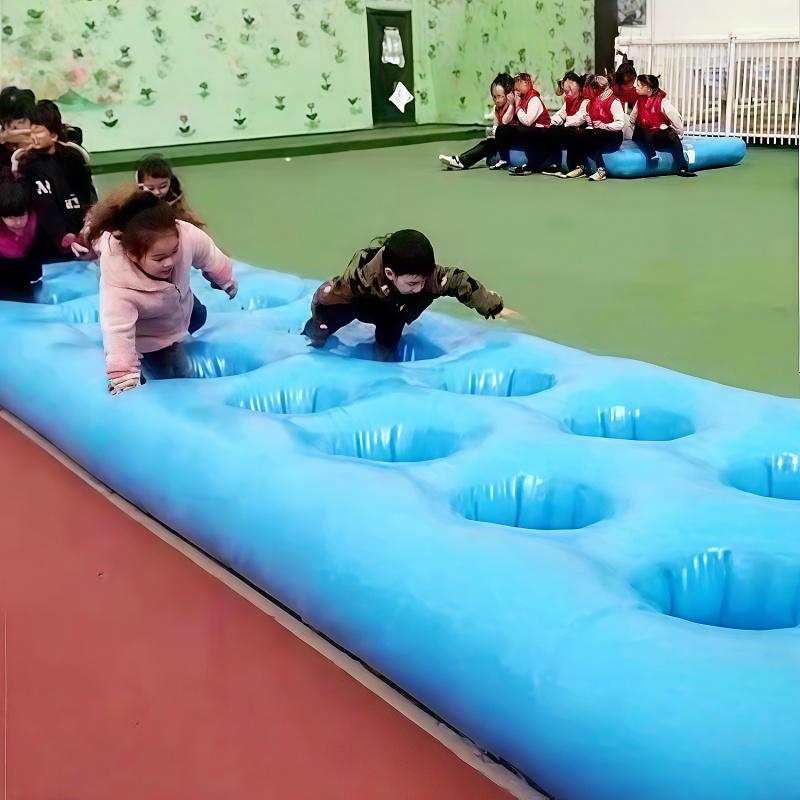 Sports Equipment And Facilities - Perlengkapan Permainan Olahraga Tiup, Rintangan Luar